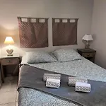 Les Caselas * Грама