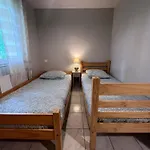 Les Caselas Грама