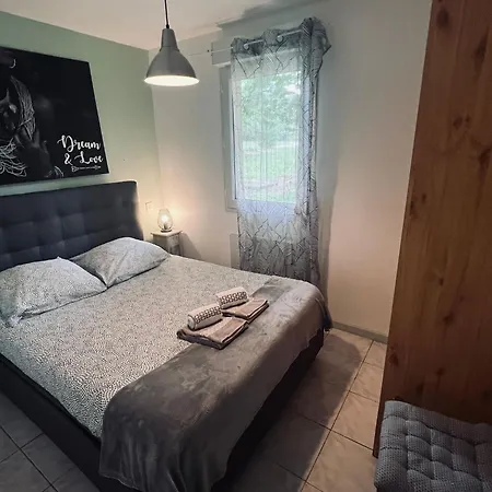 Les Caselas غرامات