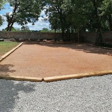 Les Caselas