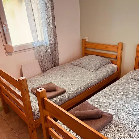 Les Caselas بيت للعطل *