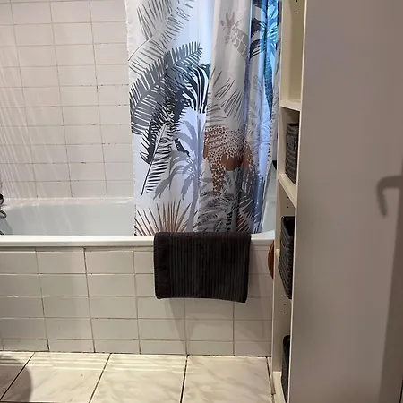 Les Caselas بيت للعطل *