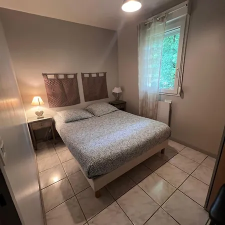 בית נופש Les Caselas *