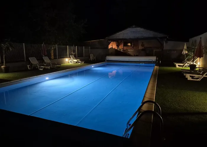 Les Caselas 度假居 格拉马